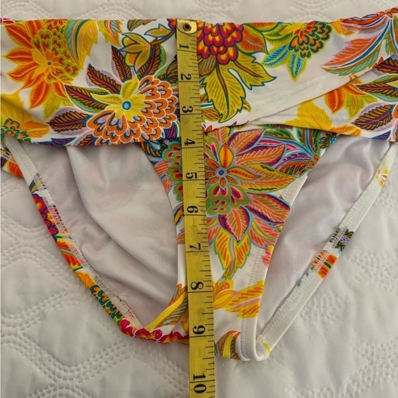 Bleu Rod Beattie 2 piece Swim Bikini Set Size 4 Floral - Picture 7 of 15